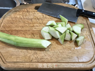丝瓜瑶柱步骤1