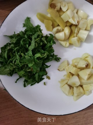 薄荷炒甜豆步骤2