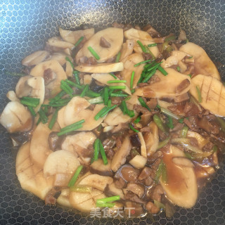 香菇肉末烧杏鲍菇步骤8