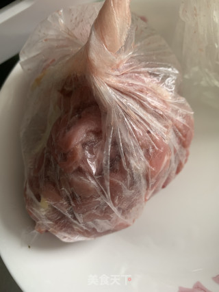 香辣肉丝步骤1