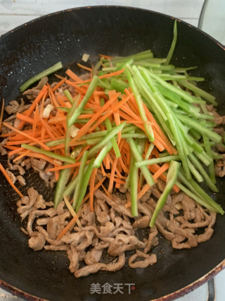 香辣肉丝步骤4