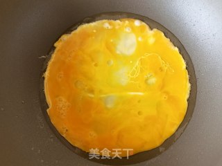 胡萝卜蒜苗炒鸡蛋步骤5