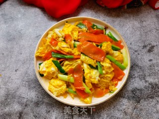 胡萝卜蒜苗炒鸡蛋步骤15