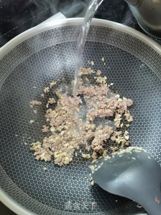 春韭炒红薯粉条步骤6 春韭炒红薯粉条步骤6