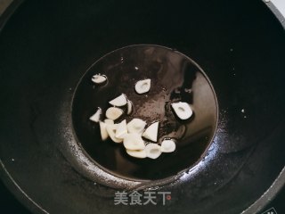 鸡蛋粉丝炒包菜步骤5