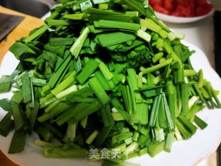 鸡蛋虾仁炒韭菜步骤3
