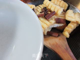 炸蛋烧兰花豆腐干步骤6