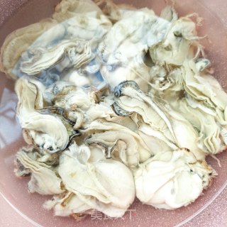 蒜香生蚝步骤1 蒜香生蚝步骤1