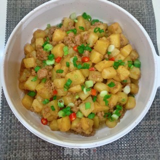 土豆炒肉末步骤9