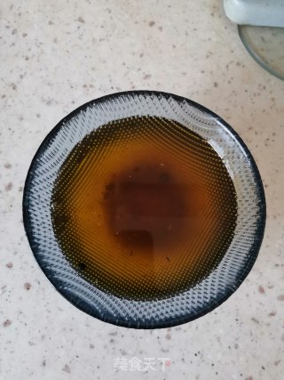 爆炒尖椒圆白菜步骤1