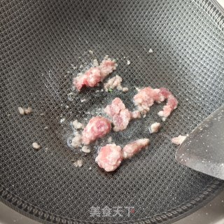肉末花生碎熬蒲公英步骤6