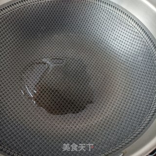 肉末花生碎熬蒲公英步骤4