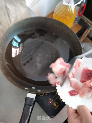 香椿炒肉步骤3