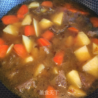 咖喱土豆烧牛腩步骤7 咖喱土豆烧牛腩步骤7
