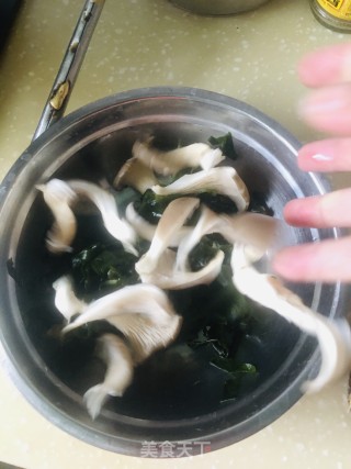红烧肉烩菜步骤1