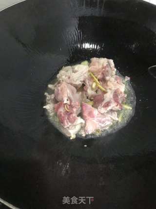 红烧肉骨头步骤1