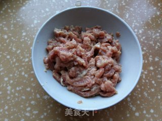 香菇白菜炒肉丝步骤1 香菇白菜炒肉丝步骤1