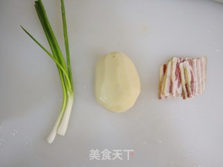 干锅香辣土豆片❗️香辣过瘾又下饭步骤1