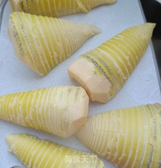 春笋蒸腊肉步骤4