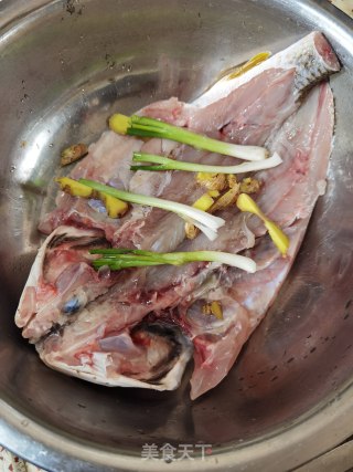 清蒸白花鱼步骤2