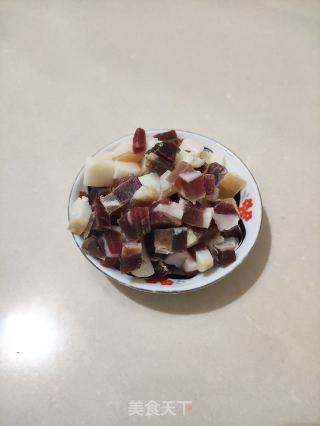腊味笋丁步骤2 腊味笋丁步骤2