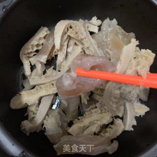 白萝卜焖牛肚牛筋步骤4