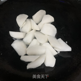 白萝卜焖牛肚牛筋步骤3