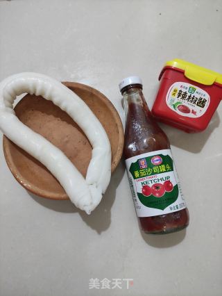 甜辣混酱猪肠粉步骤1