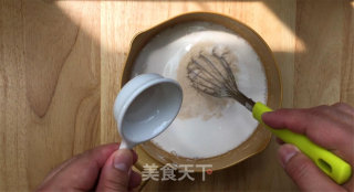 广式白糖糕,材料简单口感醇香,爽口不粘牙,有一种独特的香味。步骤6 广式白糖糕,材料简单口感醇香,爽口不粘牙,有一种独特的香味。步骤6