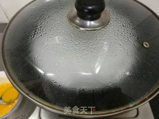 【学生早餐】鸡蛋肠粉步骤4 【学生早餐】鸡蛋肠粉步骤4