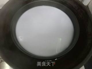 【学生早餐】鸡蛋肠粉步骤3 【学生早餐】鸡蛋肠粉步骤3