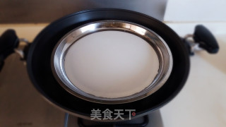 广式混酱肠粉步骤3 广式混酱肠粉步骤3