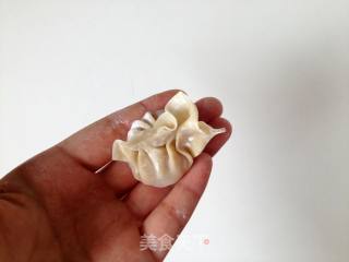粤式王牌鲜虾云吞面步骤12 粤式王牌鲜虾云吞面步骤12
