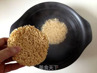 粤式王牌鲜虾云吞面步骤15 粤式王牌鲜虾云吞面步骤15