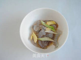 【水晶虾饺】--- 粤式经典茶点步骤2 【水晶虾饺】--- 粤式经典茶点步骤2