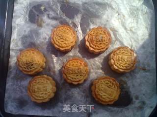 24图过程祥解~~中秋节预热——【广式蛋黄豆沙月饼】步骤24 24图过程祥解~~中秋节预热——【广式蛋黄豆沙月饼】步骤24