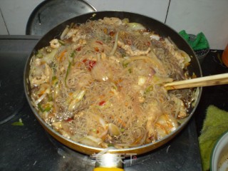 什锦炒米粉步骤6