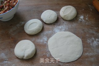 用面粉做出的广东新春意头菜 ——【发财就手卷】步骤7 用面粉做出的广东新春意头菜 ——【发财就手卷】步骤7