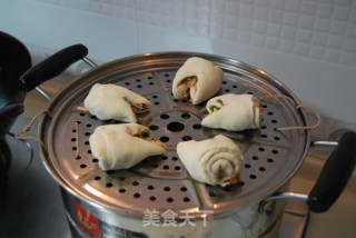 用面粉做出的广东新春意头菜 ——【发财就手卷】步骤17 用面粉做出的广东新春意头菜 ——【发财就手卷】步骤17