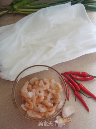 蒸虾肠粉步骤1