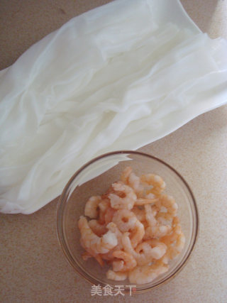 蒸虾肠粉步骤2