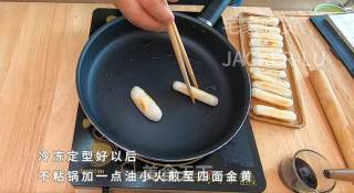 红糖糍粑，软糯香甜，外皮脆而不硬，糯叽叽的让人毫无抵抗力。步骤7