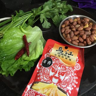 美味酸辣粉步骤2