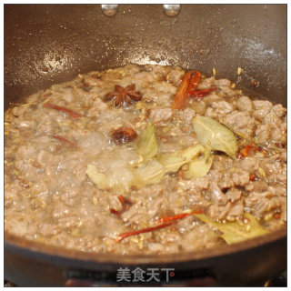 绵阳人最爱的早餐米粉臊子-----牛肉干笋臊子步骤5 绵阳人最爱的早餐米粉臊子-----牛肉干笋臊子步骤5
