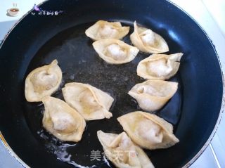 美味川菜系列---响铃抄手步骤4