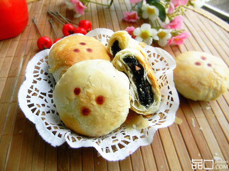 黑芝麻花生馅苏式月饼