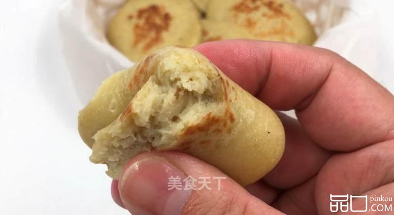 超简单香蕉松饼，软软糯糯，天然食材，健康美味，简单又快手。