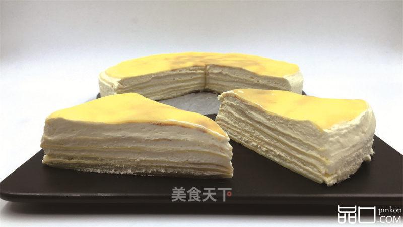 家常千层蛋糕，一口下去，浓浓奶香味、软糯丝滑。