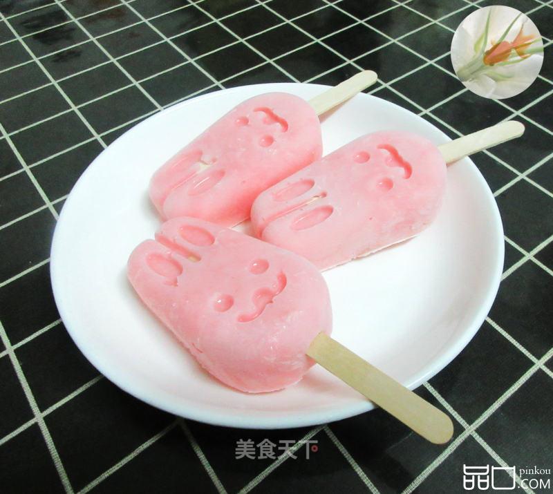 草莓果奶棒冰