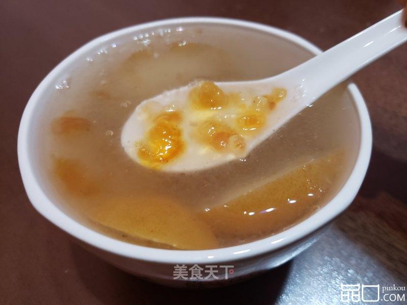冰糖雪梨炖桃胶